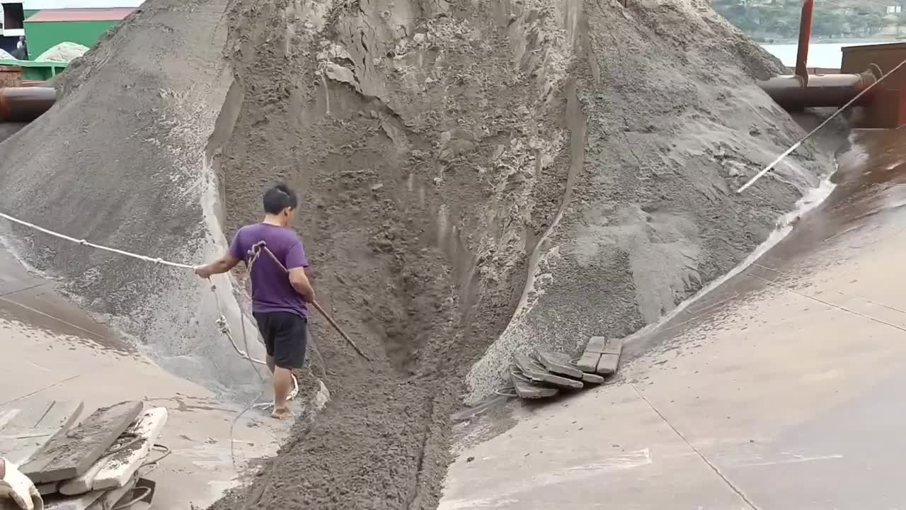 Friends who want to see cobblestones, wait, it should be there at the end of the month