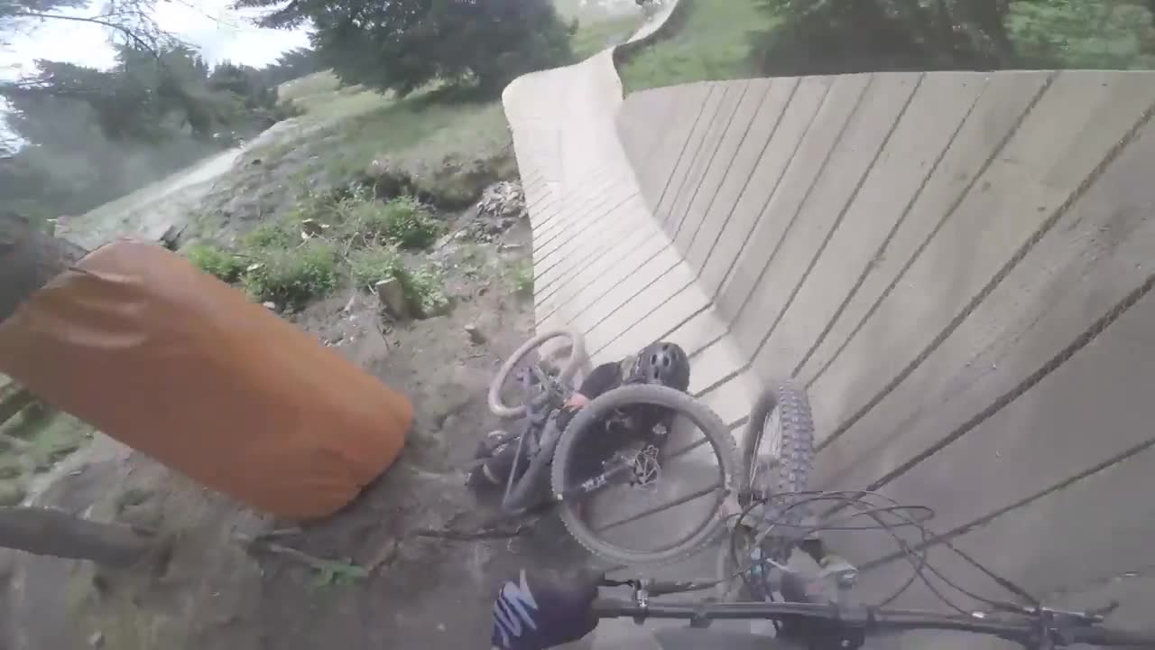 Saalbach Shredding Fail