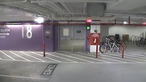 6086RHOBG3G308ALobbyEntrance_2021-01-05_00h20min00s853ms.mp4