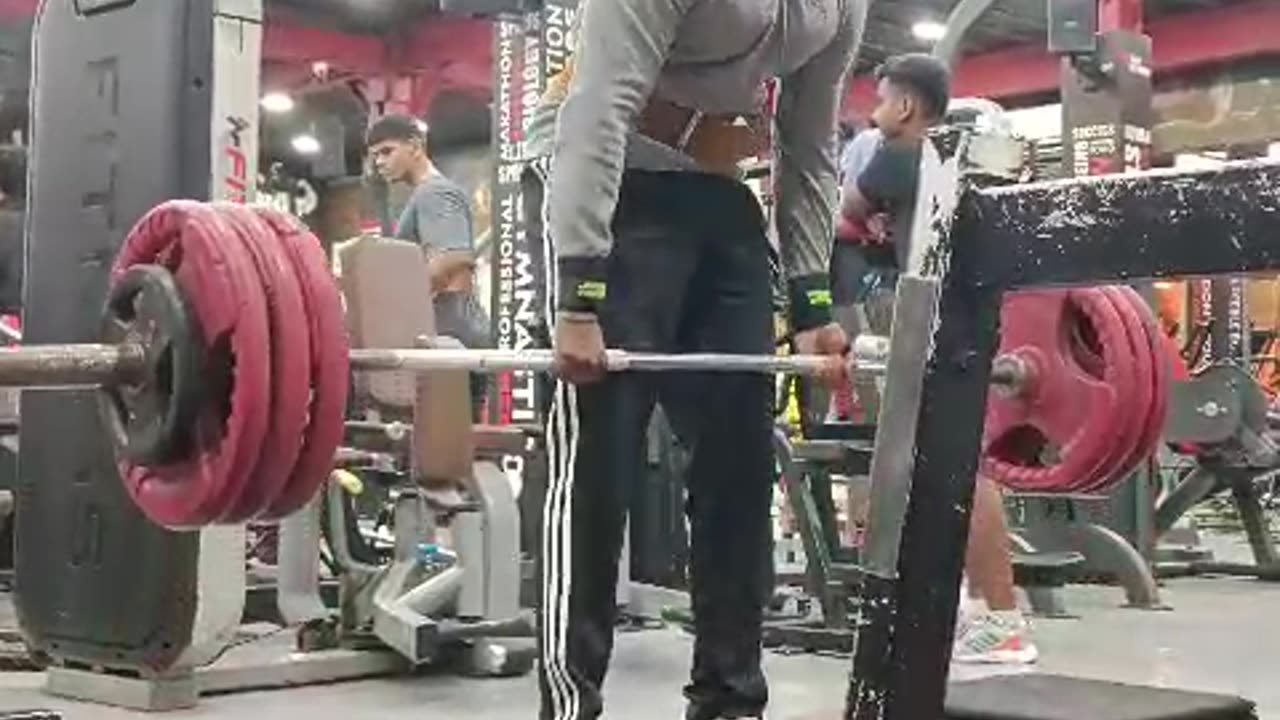 325lbs Deadlift