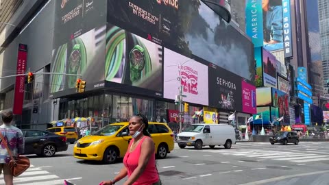 "​1​WALK Times Square NEW YORK City USA | Mesmerizing 4K Video Travel Vlog"