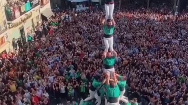 I wonder how many times they practiced this 😳🤔