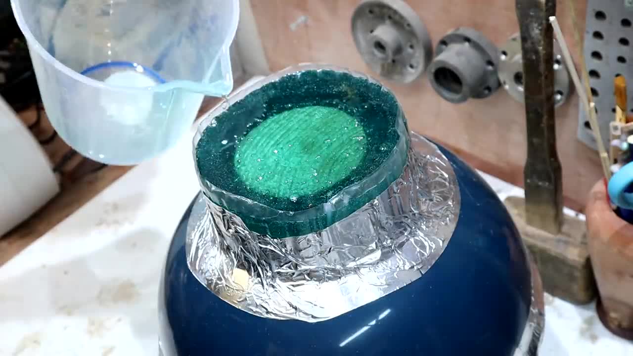 Woodturning - Planet Lamp