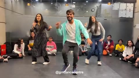 Maan Meri jaan Beautiful Dance