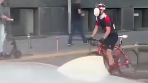 Το πήγαν σε άλλο επίπεδο... Εύγε!