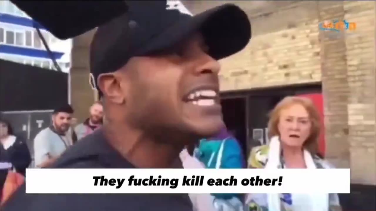 Dude Tells the truth about Gaza in the face of the pro-Palestinian protesters