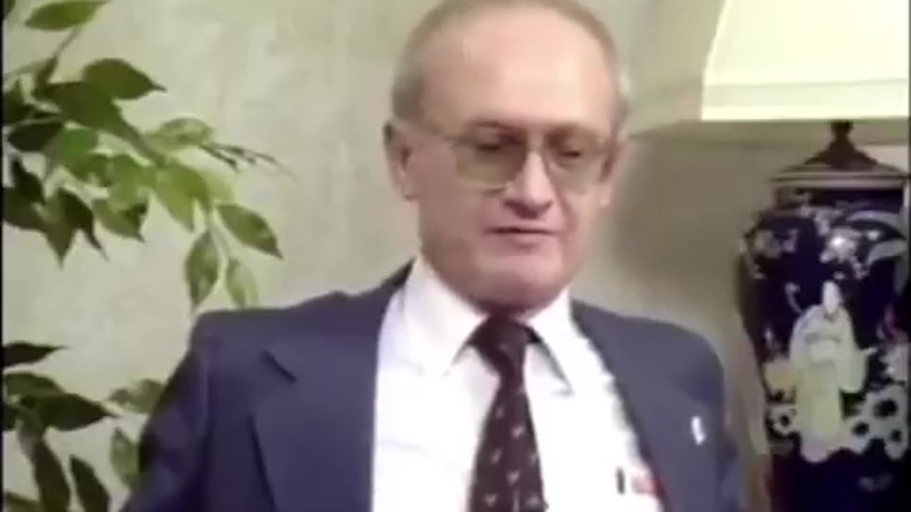 Yuri Bezmenov om ideologisk manipulation 🇻🇳