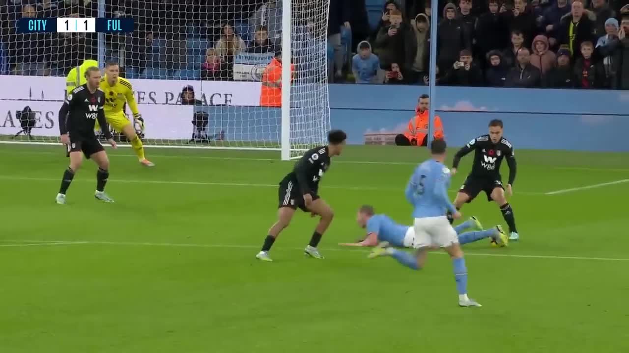 HIGHLIGHTS! HAALAND WINNER SEALS SUPERB VICTORY FOR 10-MAN CITY | Man City 2-1 Fulham