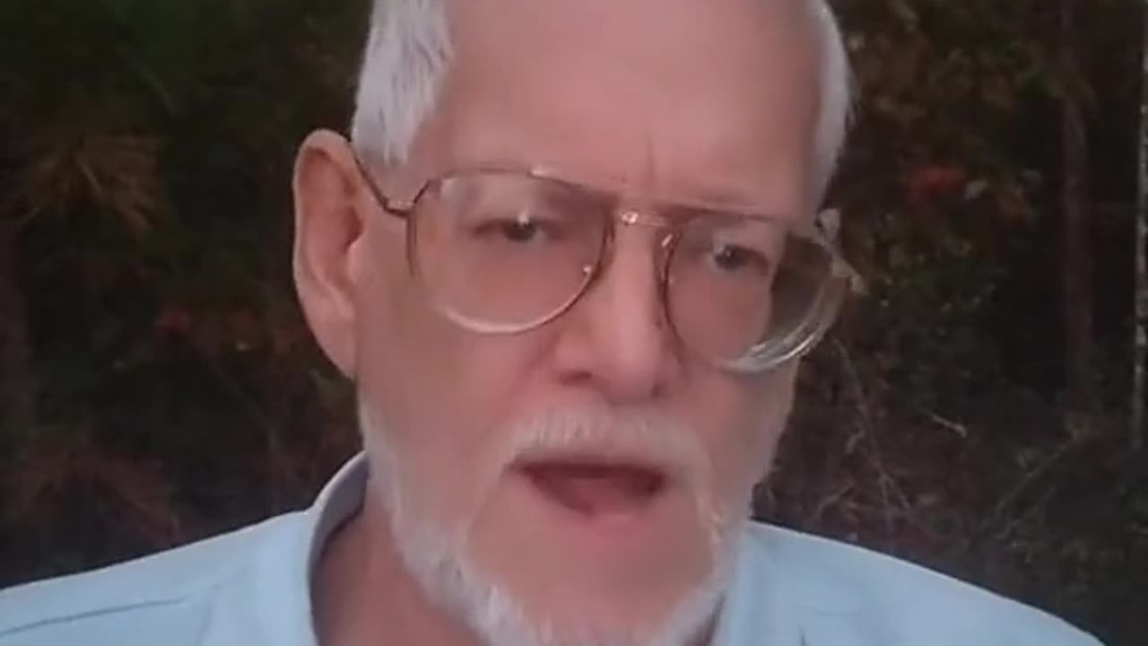 Man speaks about military