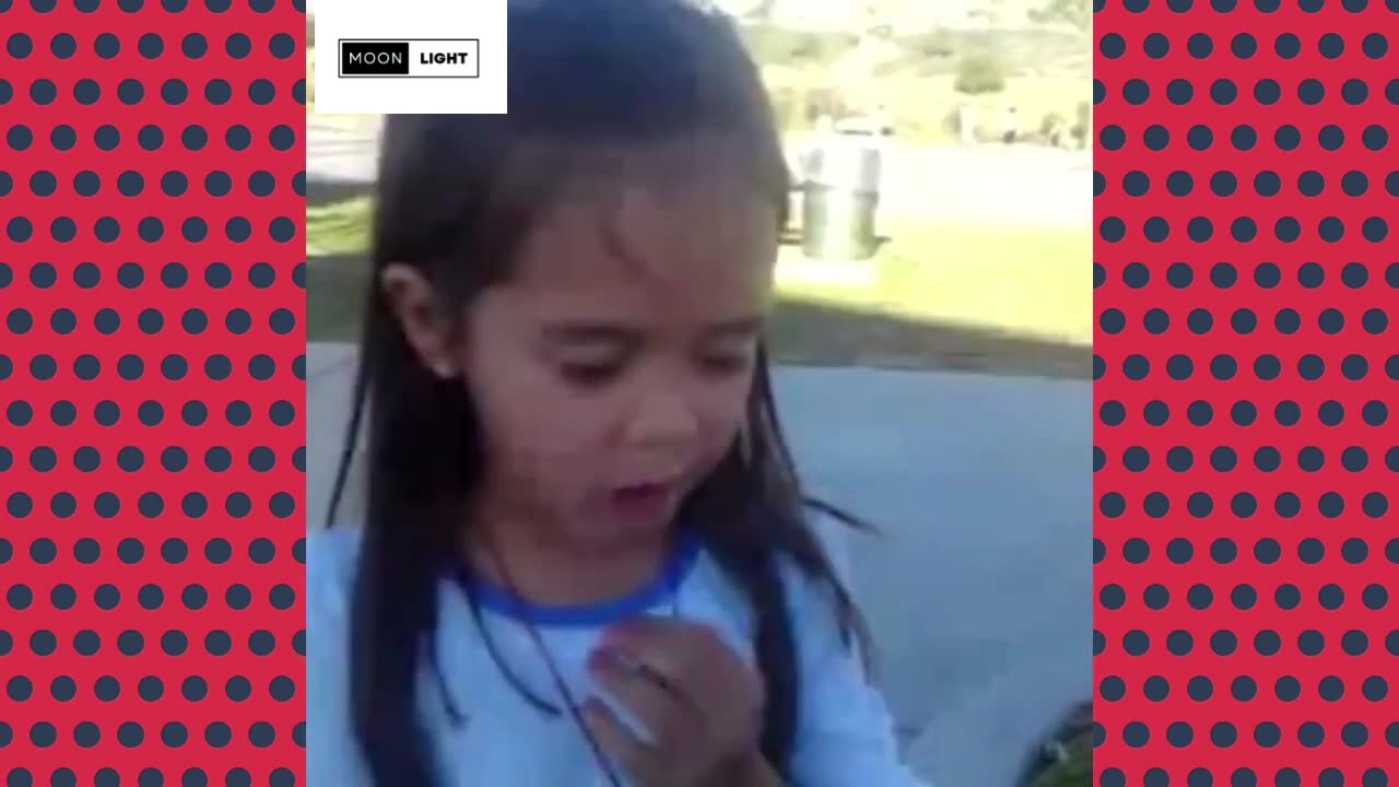 Trying Lemon for the first time!!! hahaha funny vedios