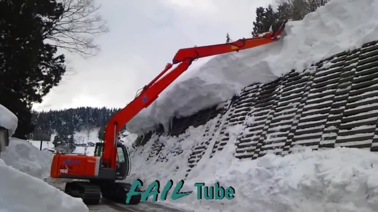 Awesome Roof Snow Removal Tools ! Amazing Snow Sliding Off The Roof