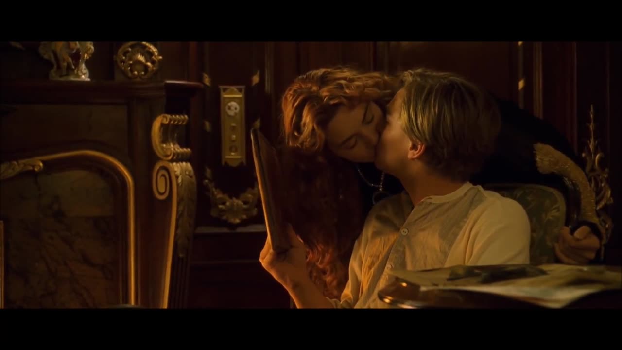 Titanic movie most Romantic Scene|| love status 💕✨❤️