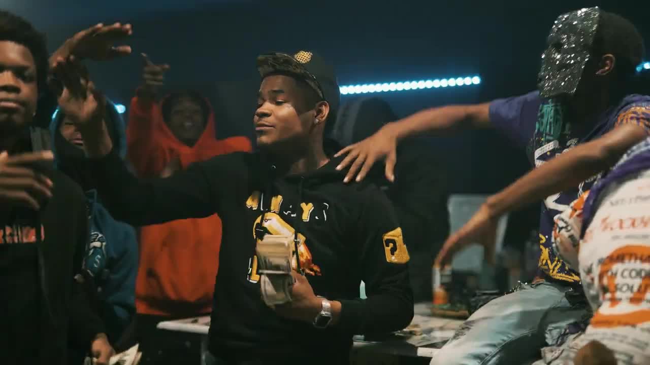 Luke Da P - M 2 Lax (Fee-Style)