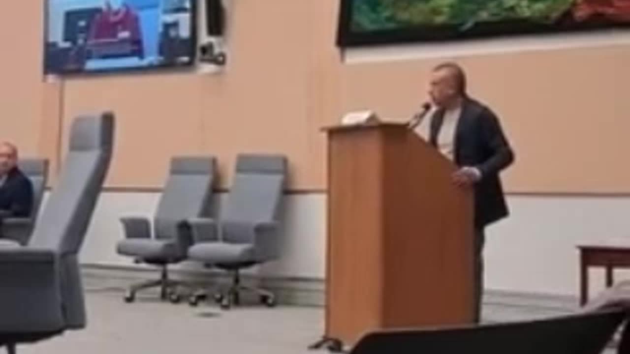 School Board Member Refuses A Concerned Parent's Speech Because It Might Offend The 'Gender Diverse'