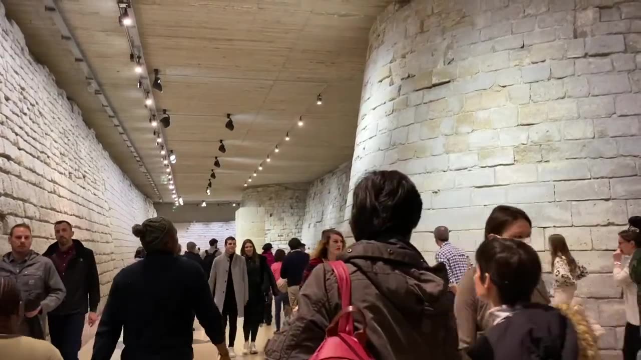 IS Mary Magdalene buried under the Louvre? - Reloaded from Tom McMohan (The Beardy Explorer)