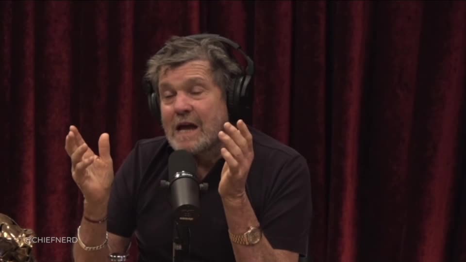 Jann Wenner Tells Joe Rogan the Government Must Regulate the Internet