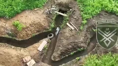 Smashing Kamikaze Drone into Russian on Cigarette Break