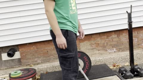 Deadlifts 126KG/277LBs for 5 Reps!