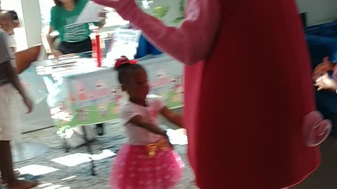 houston mascot-party-character-british-pig-peppa-meets-the-friends-birthday-celebration-katy-texas