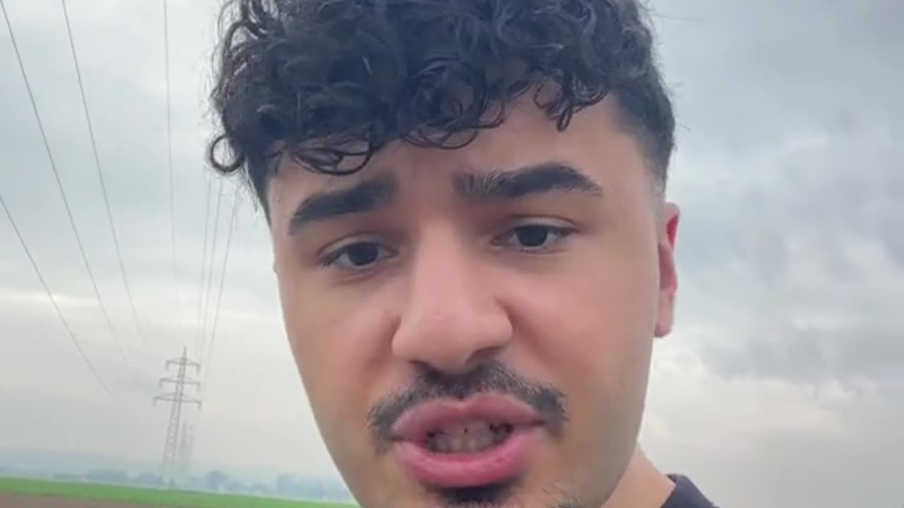 Migrant Türke pro AFD