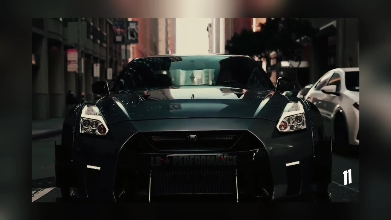 Flame spitting R35 GTR. Jdm