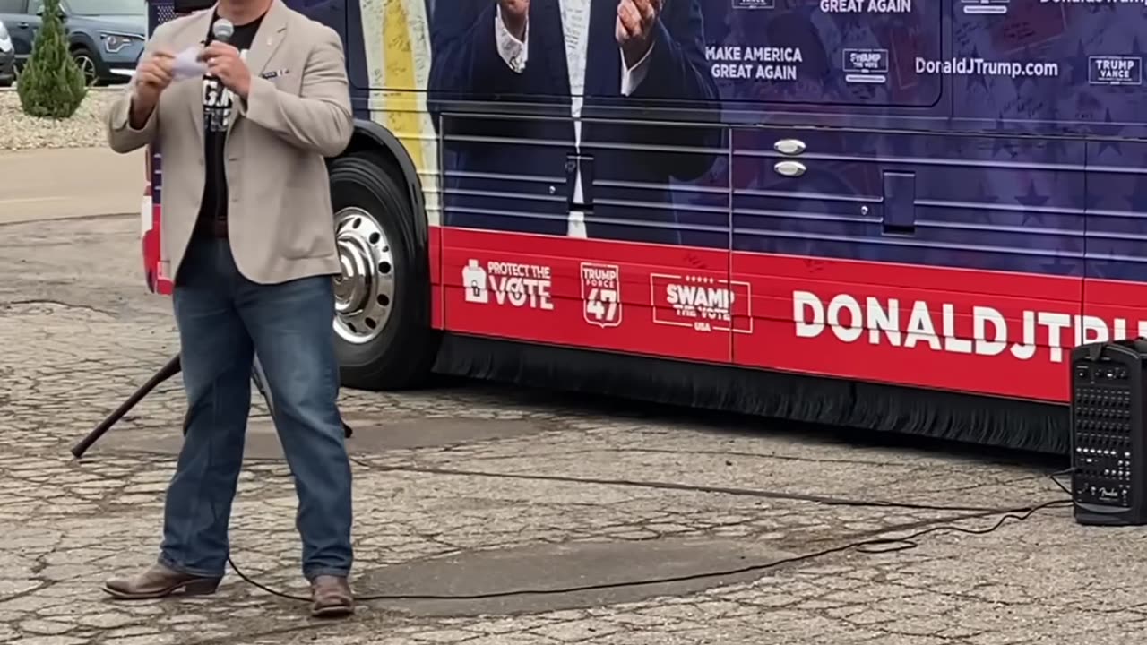 Inspiring Michigan Patriots in Portage: Trump Bus Tour Driving Freedom and a Stronger Future