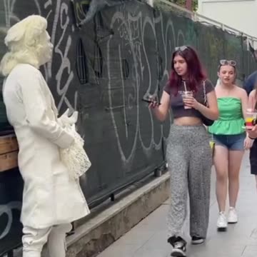 She Was Shoking!! Human statues prank