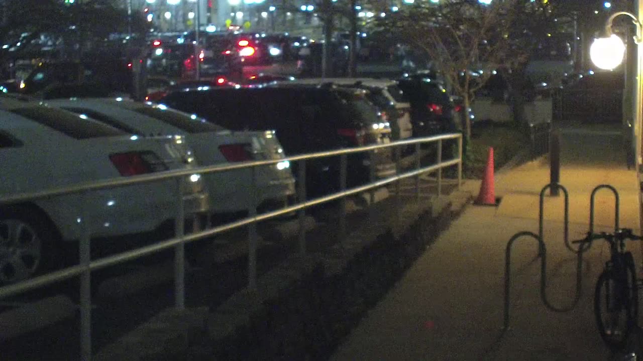 1669HQOB01SouthwestWalkway_2021-01-06_22h10min15s600ms.mp4