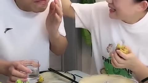 Husband and wife eating food ep08