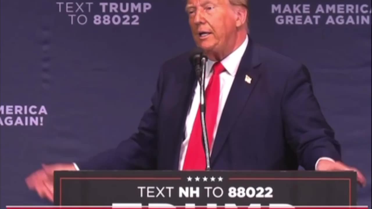 #Trump speaks in #NewHampshire.