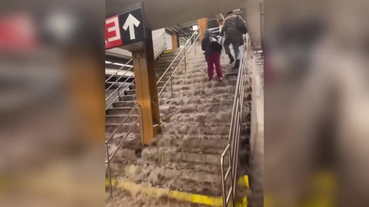 End of the world in New York! Massive flood in the biggest city in the USA!