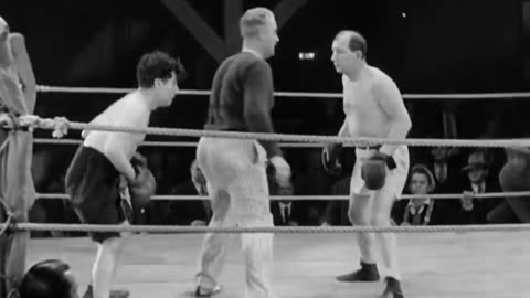 Charlie chaplin boxing match