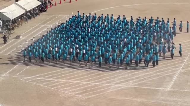 Japanese Sports Day in Highschool looks like Military School 🇯🇵
