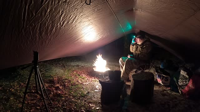 Nightlapse. Spending time under the tarp 12th Dec 2022