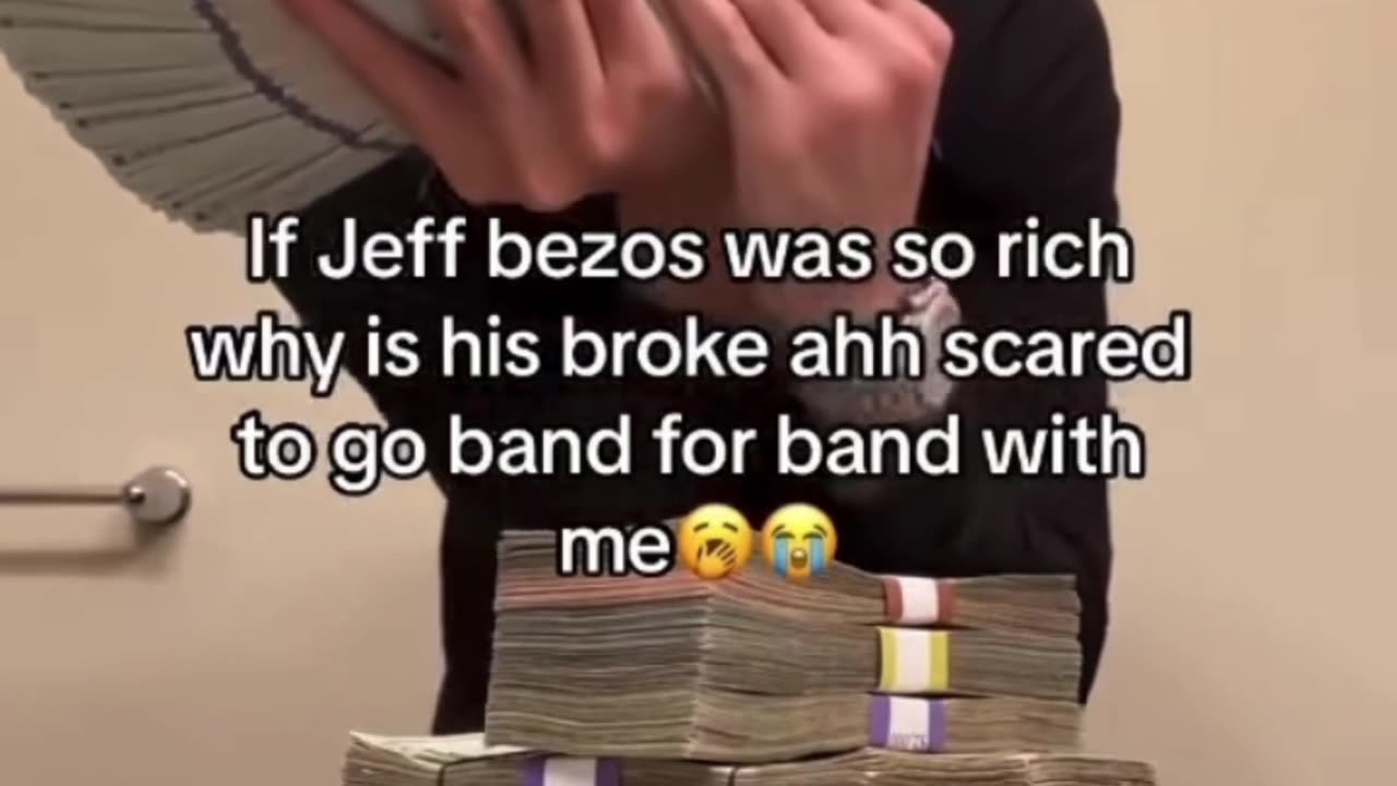 Flexing with fake cash