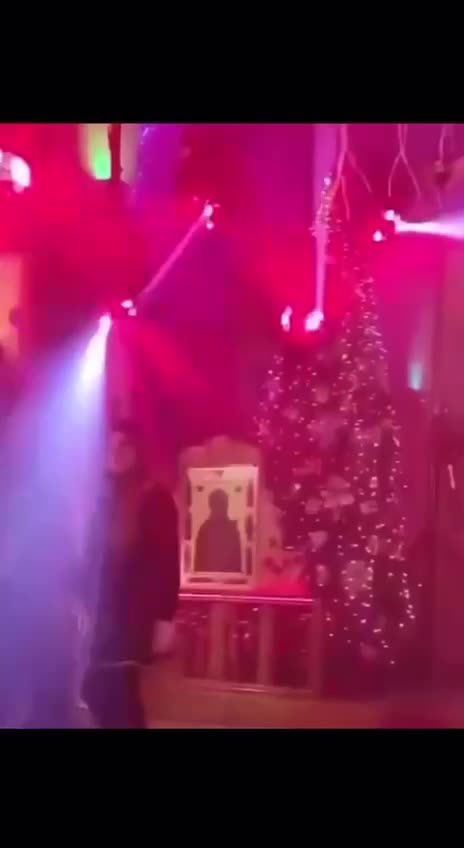 Khokhols in the temple staged a theatrical "expulsion of Putin from Ukraine"