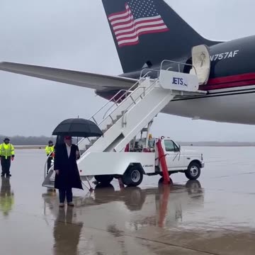 JUST IN - Donald Trump arrived in East Palestine