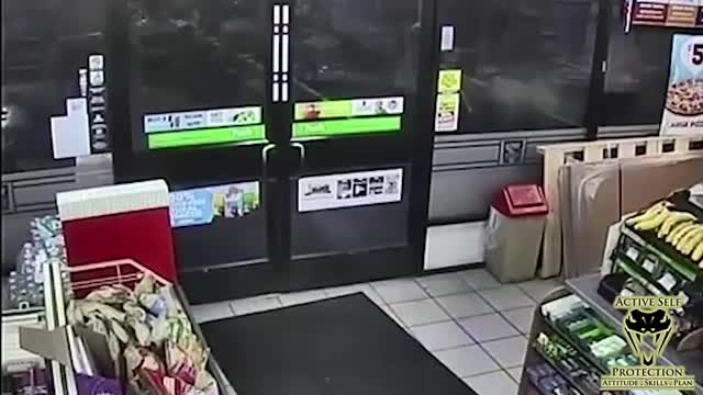 man enter's store with modern sporting rifle "doesn't expect this"