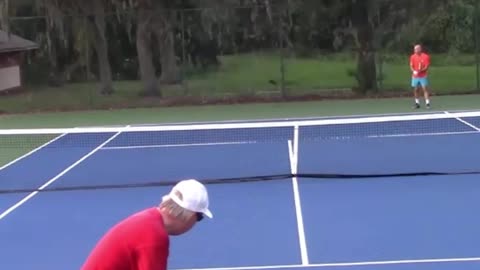 SERVICE ACE DOWN THE MIDDLE!