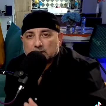 Color theeophy benifit .blue color