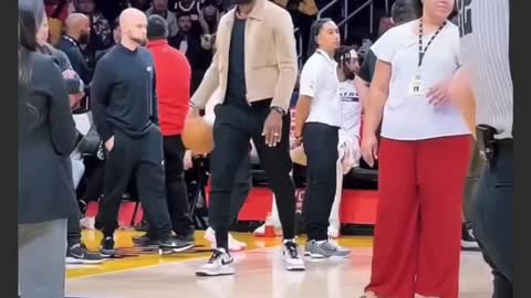 Lebron James want to get back in the game badly
