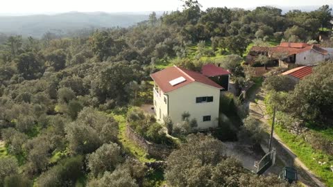 House with Stunning Views over Central Portugal near Alvaiázere.