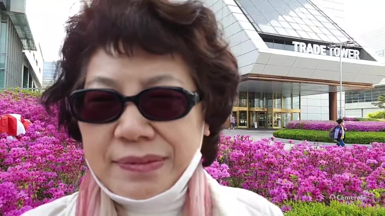 20200422_V3_S03(wrLcNClGOJQ)왜 여성목사가 아스팔트에 몸을 던졌을까_