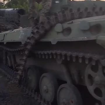 Ukrainians Strip a Trophy BMP of Anything of Use