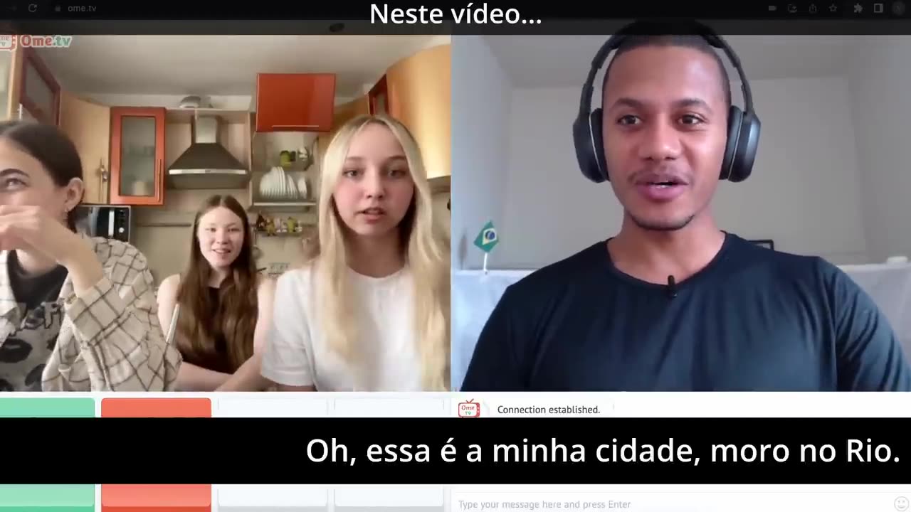 Brazilian surprises Russian WOMEN by speaking fluent Russian