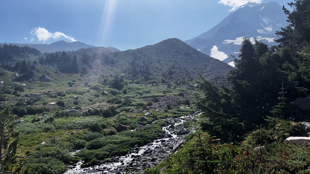 SERENE SILENCE @ Glisan Creek on McNeil Point Trail | Timberline Mount Hood Wilderness | 4K | Oregon