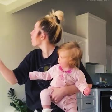 FUNNY VIDEO,CAN,T STOP LAUGH,VIRAL,