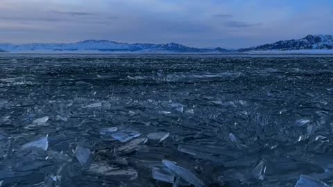 A blues moment in winter at Lake Selim