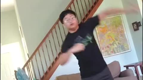 Guy Shows Amazing Speed With Bo