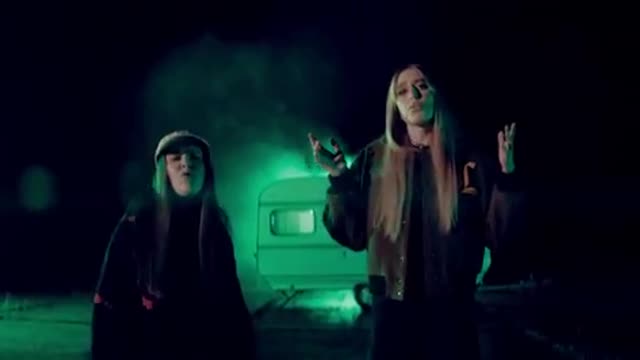 LEA x LUNA - Küsse wie Gift (Official Video)_Cut